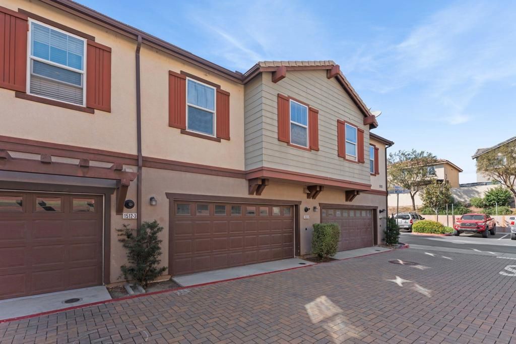 Image 3 of property listing at 1512 Champion Lane Unit 2, Chula Vista, CA 91915