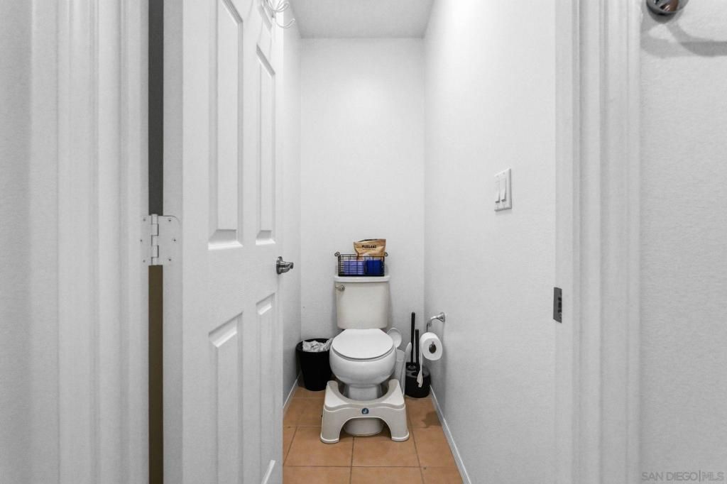 Image 35 of property listing at 1512 Champion Lane Unit 2, Chula Vista, CA 91915