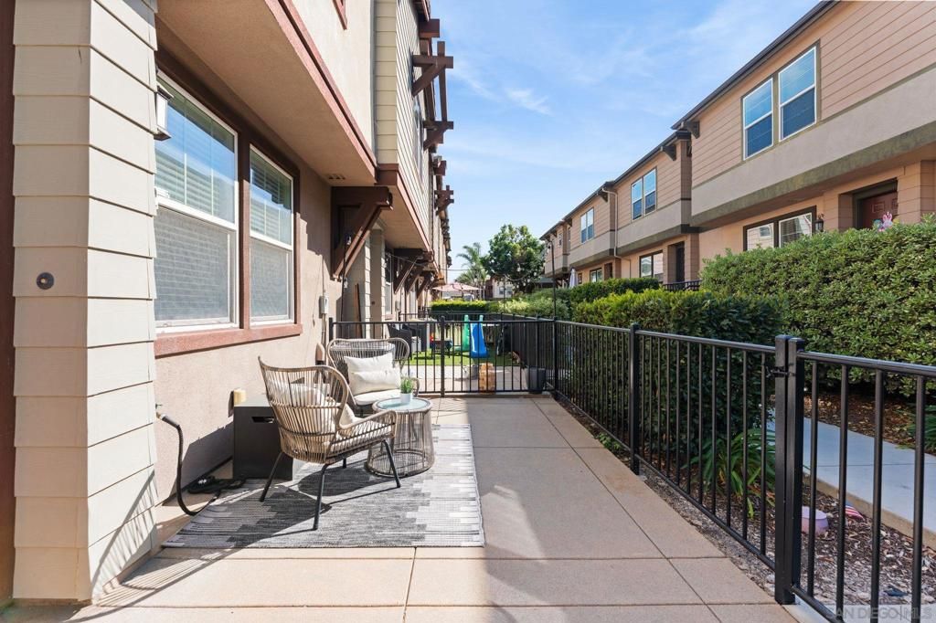 Image 6 of property listing at 1512 Champion Lane Unit 2, Chula Vista, CA 91915