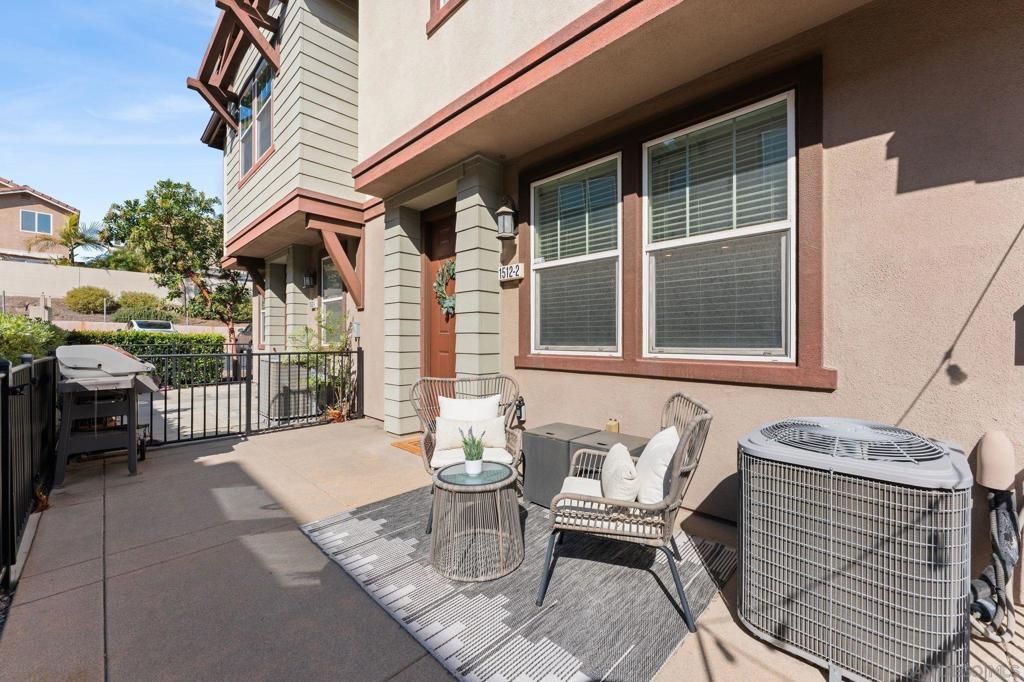 Image 7 of property listing at 1512 Champion Lane Unit 2, Chula Vista, CA 91915