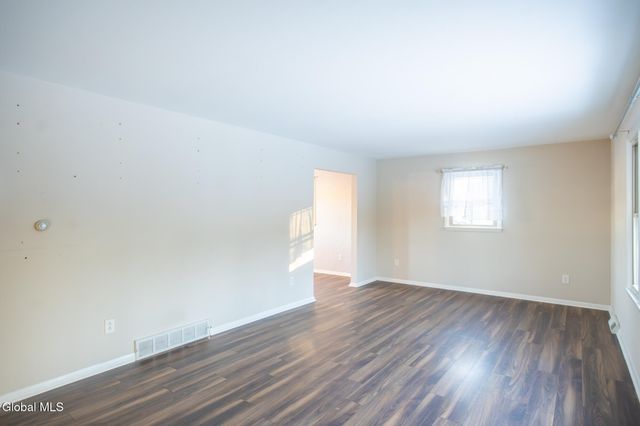 292 Washington Street, Saratoga Springs, NY 12866