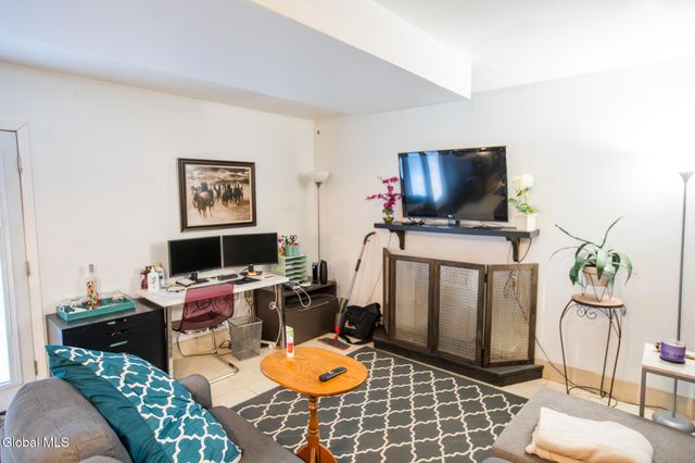 292 Washington Street, Saratoga Springs, NY 12866