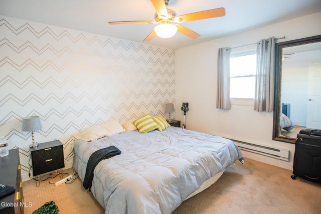 292 Washington Street, Saratoga Springs, NY 12866