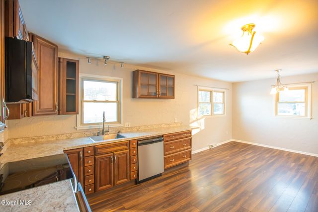 292 Washington Street, Saratoga Springs, NY 12866