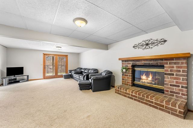 8507 51ST Street Court, Coal Valley, IL 61240