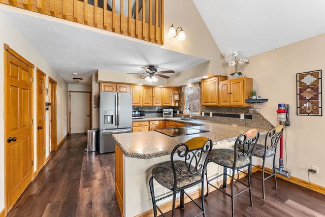 8507 51ST Street Court, Coal Valley, IL 61240