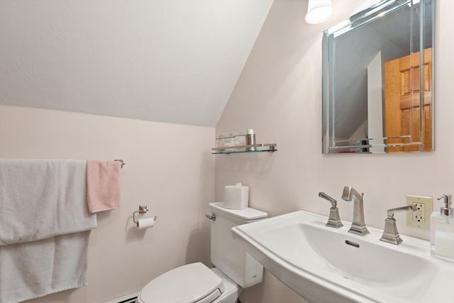 7 Leland Hill Rd, Grafton, MA 01560