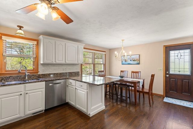 7 Leland Hill Rd, Grafton, MA 01560