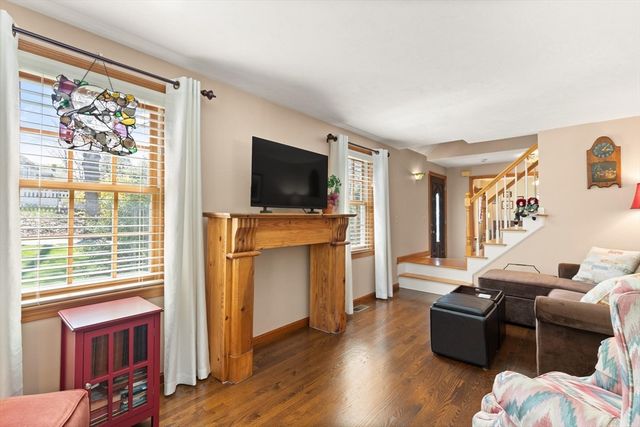 7 Leland Hill Rd, Grafton, MA 01560