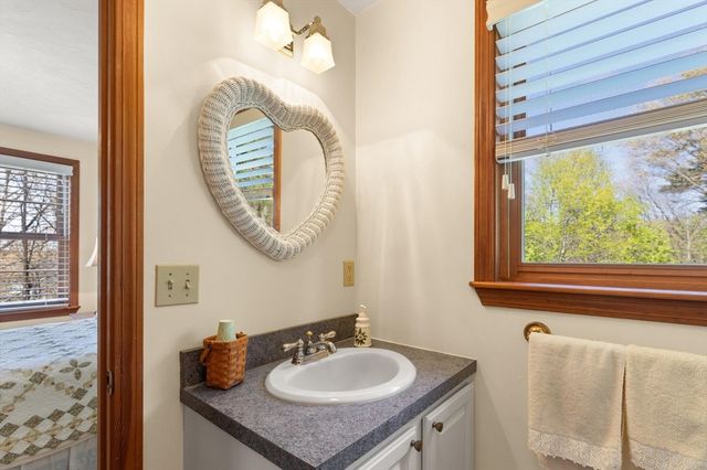 7 Leland Hill Rd, Grafton, MA 01560