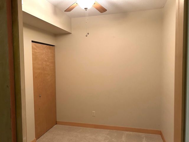 2900 University Avenue SE 411, Minneapolis, MN 55414