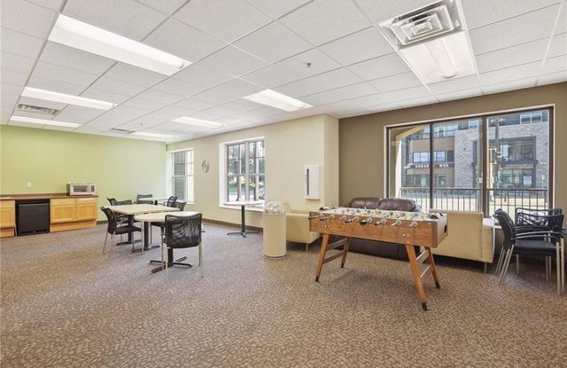 2900 University Avenue SE 411, Minneapolis, MN 55414