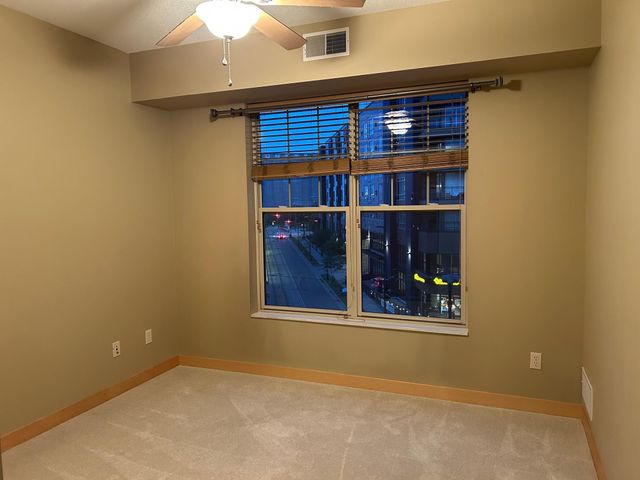 2900 University Avenue SE 411, Minneapolis, MN 55414