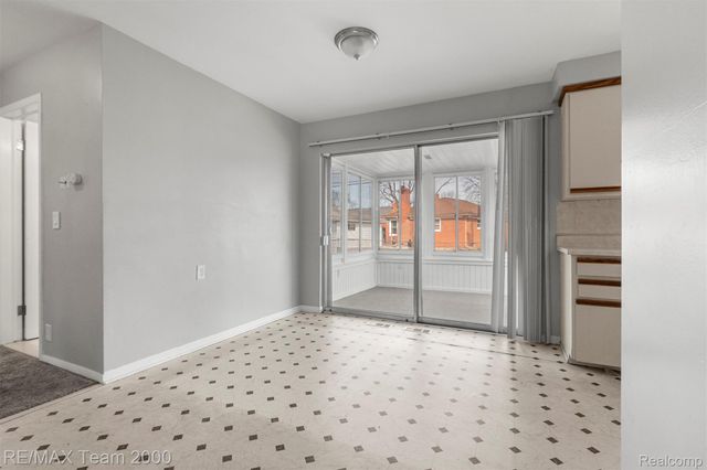 19431 STEPHENS, Eastpointe, MI 48021