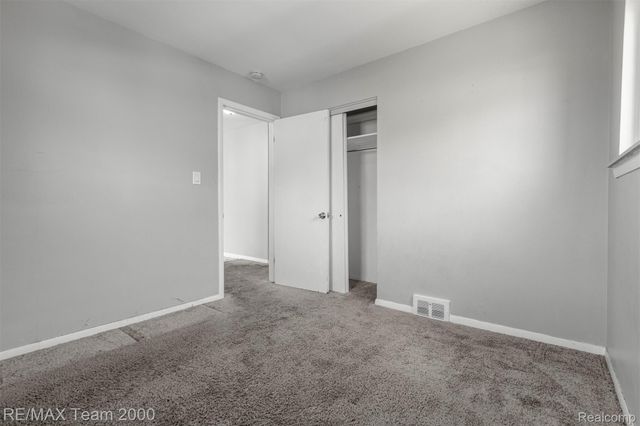 19431 STEPHENS, Eastpointe, MI 48021