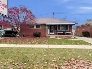 19431 STEPHENS, Eastpointe, MI 48021