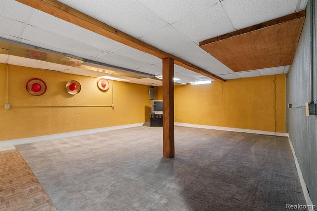 20903 Antique Court, Southfield, MI 48075