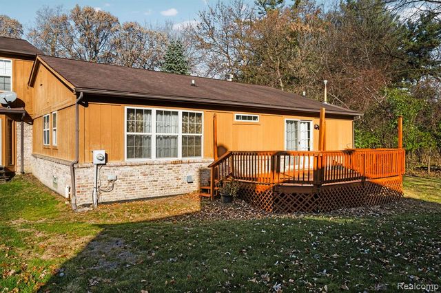 20903 Antique Court, Southfield, MI 48075