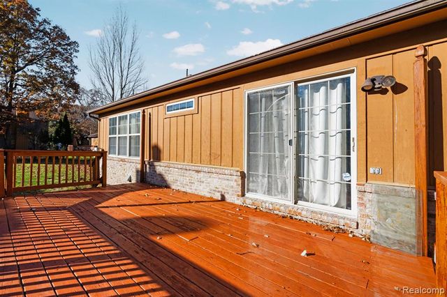 20903 Antique Court, Southfield, MI 48075