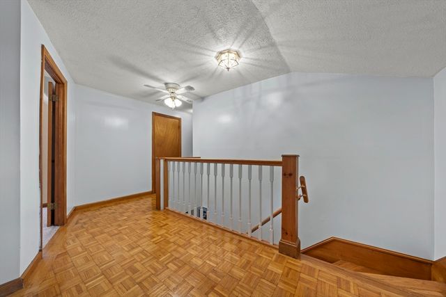 52 Wyman St, Woburn, MA 01801