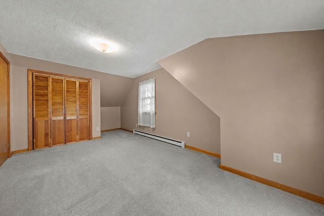 52 Wyman St, Woburn, MA 01801