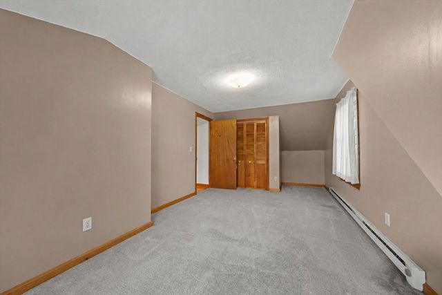 52 Wyman St, Woburn, MA 01801