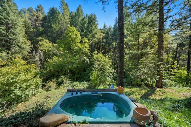 20922 Red Bridge Road, Round Mountain, CA 96084