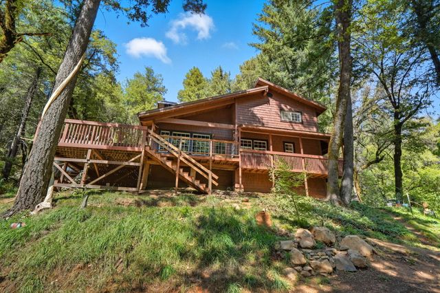 20922 Red Bridge Road, Round Mountain, CA 96084