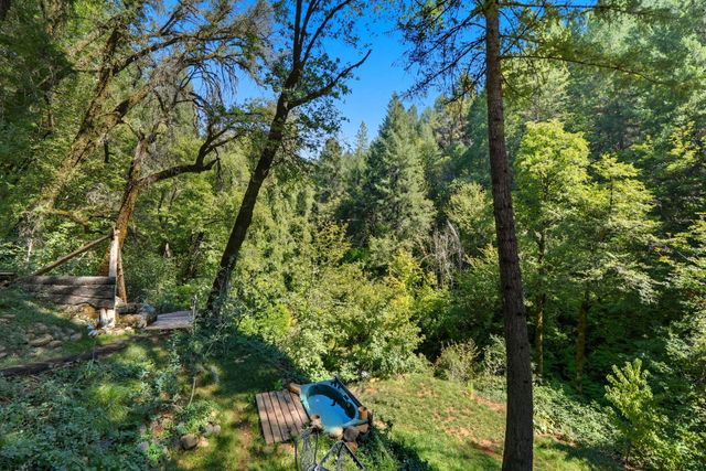20922 Red Bridge Road, Round Mountain, CA 96084