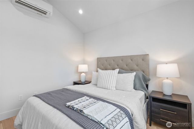 7344 22nd Avenue NW, Seattle, WA 98117