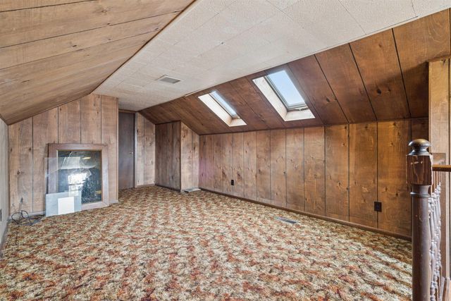 115 N Division Street, Cedar Falls, IA 50613