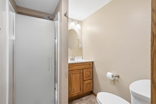 115 N Division Street, Cedar Falls, IA 50613