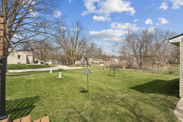 115 N Division Street, Cedar Falls, IA 50613