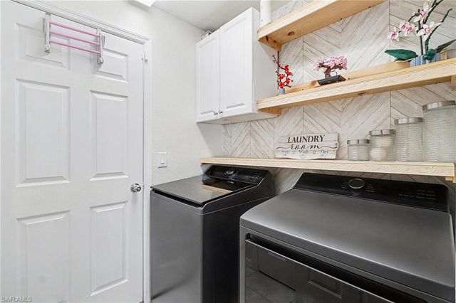 2219 NW 5th ST, Cape Coral, FL 33993