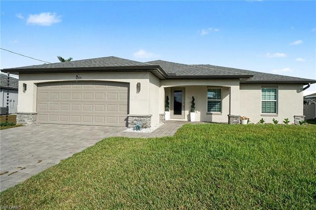 2219 NW 5th ST, Cape Coral, FL 33993