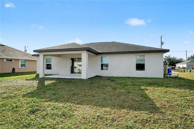 2219 NW 5th ST, Cape Coral, FL 33993