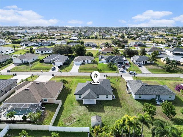 2219 NW 5th ST, Cape Coral, FL 33993