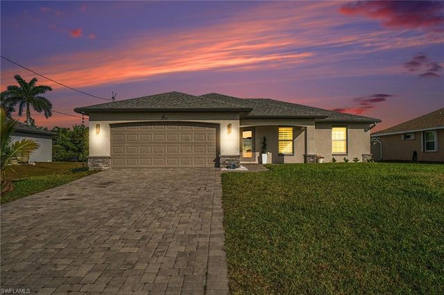 2219 NW 5th ST, Cape Coral, FL 33993