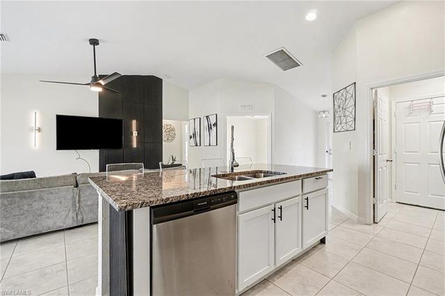 2219 NW 5th ST, Cape Coral, FL 33993