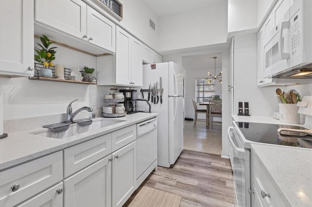 340 GLEN OAK ROAD, Venice, FL 34293