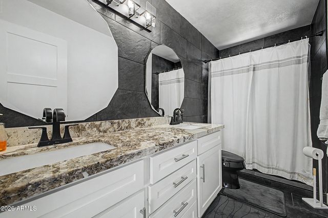 3524 E ANGELA Drive, Phoenix, AZ 85032