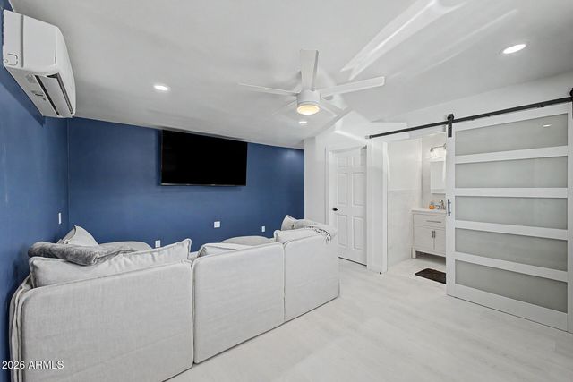 3524 E ANGELA Drive, Phoenix, AZ 85032
