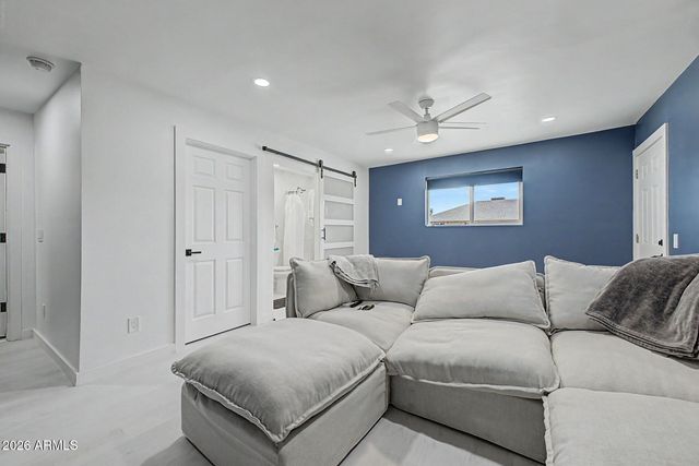 3524 E ANGELA Drive, Phoenix, AZ 85032