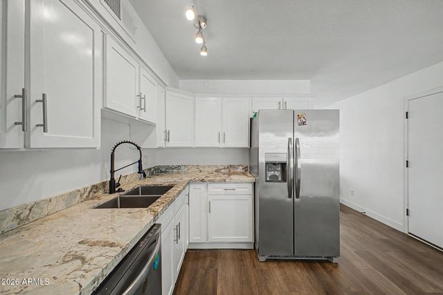 3524 E ANGELA Drive, Phoenix, AZ 85032