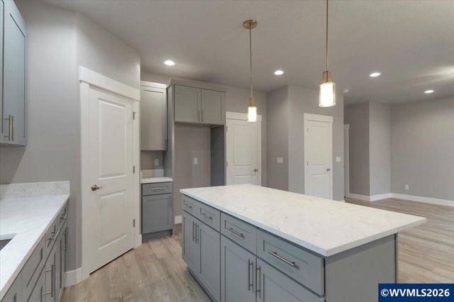 1163 SW 11th Av, Dallas, OR 97338