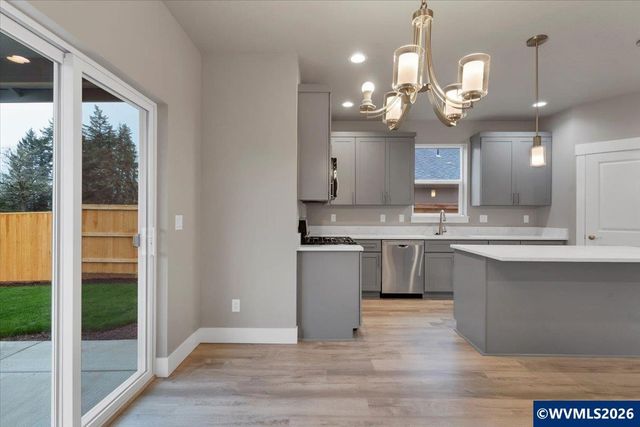 1163 SW 11th Av, Dallas, OR 97338