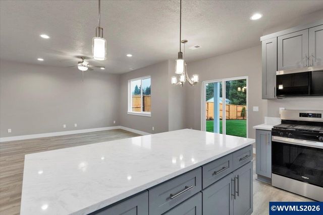 1163 SW 11th Av, Dallas, OR 97338