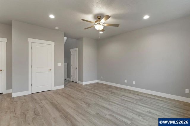 1163 SW 11th Av, Dallas, OR 97338