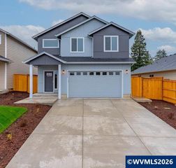 1163 SW 11th Av, Dallas, OR 97338