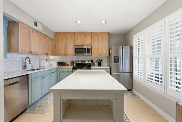 733 Ralston Court, Mount Pleasant, SC 29464